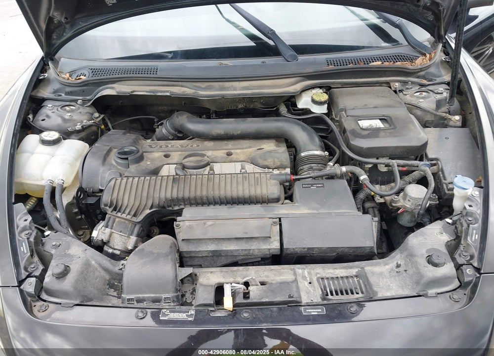 2013 VOLVO C70 VIN: YV1672MC1DJ141613