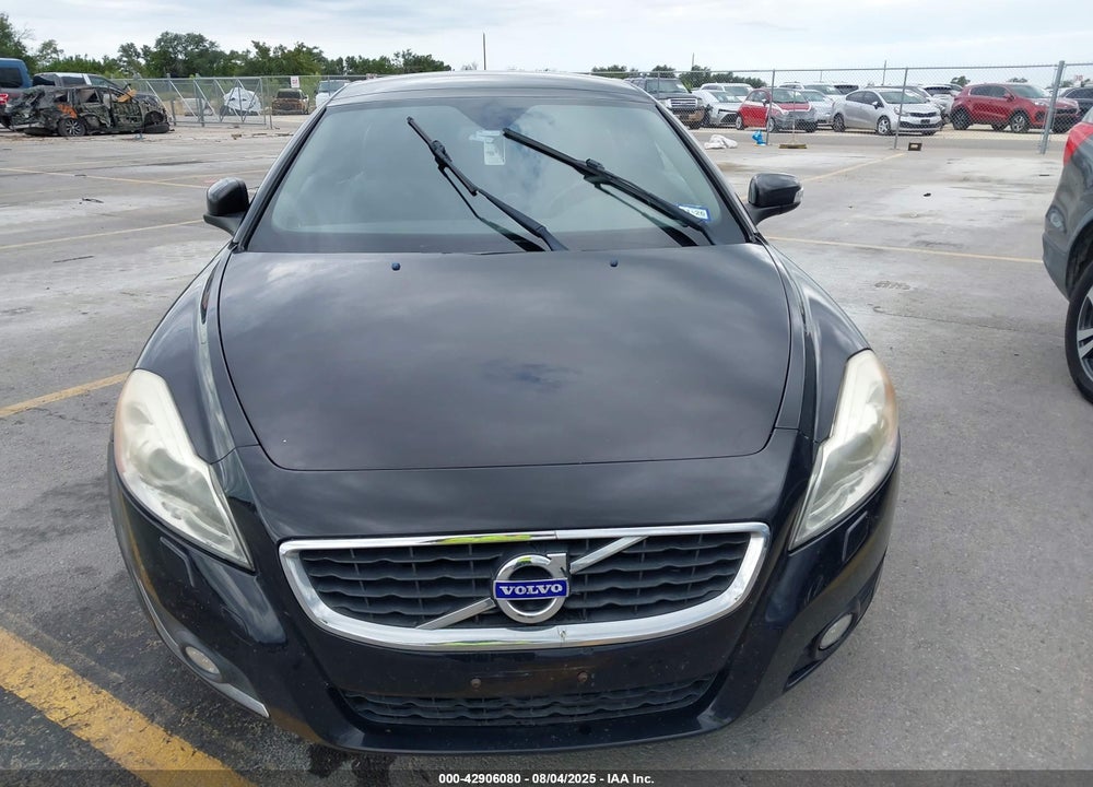 2013 VOLVO C70 VIN: YV1672MC1DJ141613