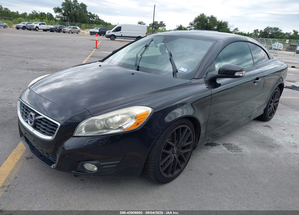 2013 VOLVO C70 VIN: YV1672MC1DJ141613