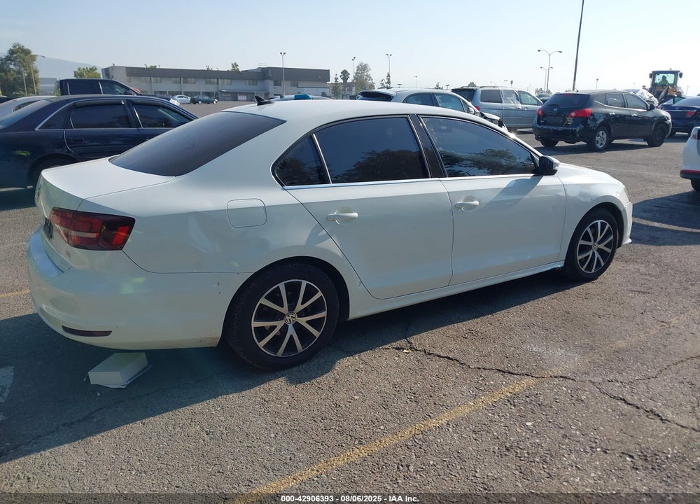 2017 VOLKSWAGEN JETTA VIN: 3VWDB7AJ8HM204885