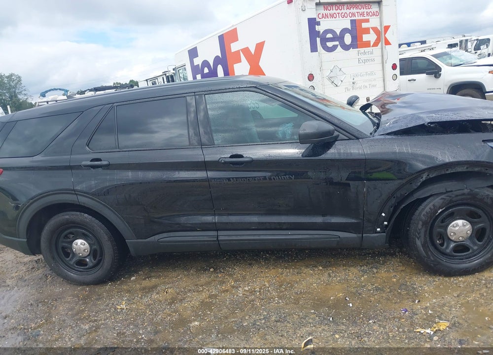 2023 FORD POLICE INTERCEPTOR UTILITY VIN: 1FM5K8ACXPGA81657