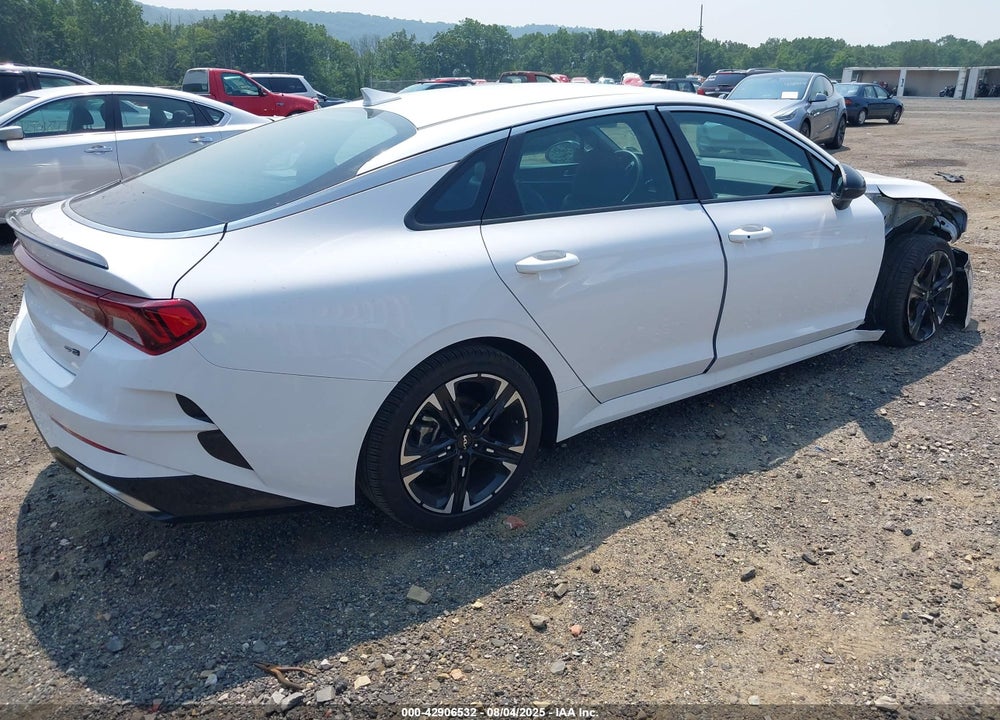 2022 KIA K5 VIN: 5XXG64J28NG144874