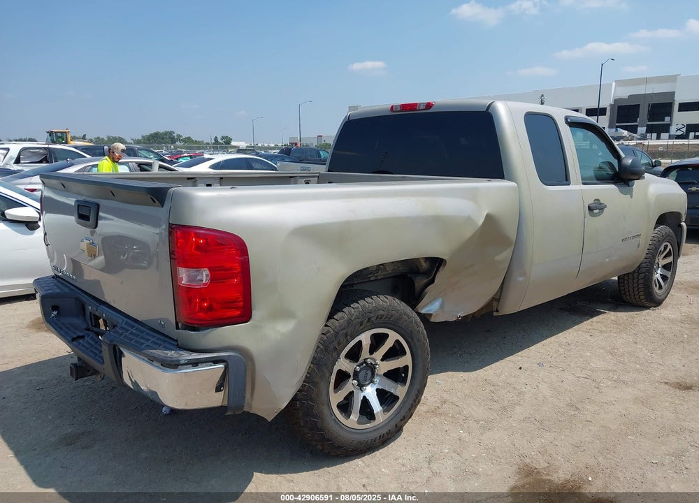 2007 CHEVROLET SILVERADO 1500 LT1 VIN: 1GCEC19C77Z511209