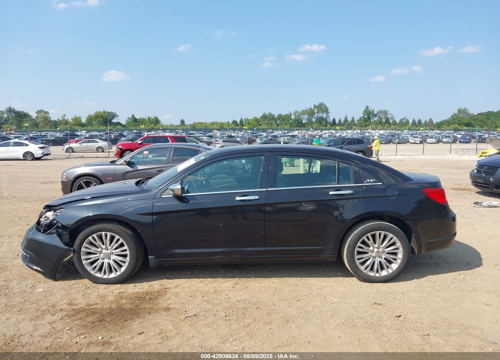 2011 CHRYSLER 200 VIN: 1C3BC2FG4BN517960