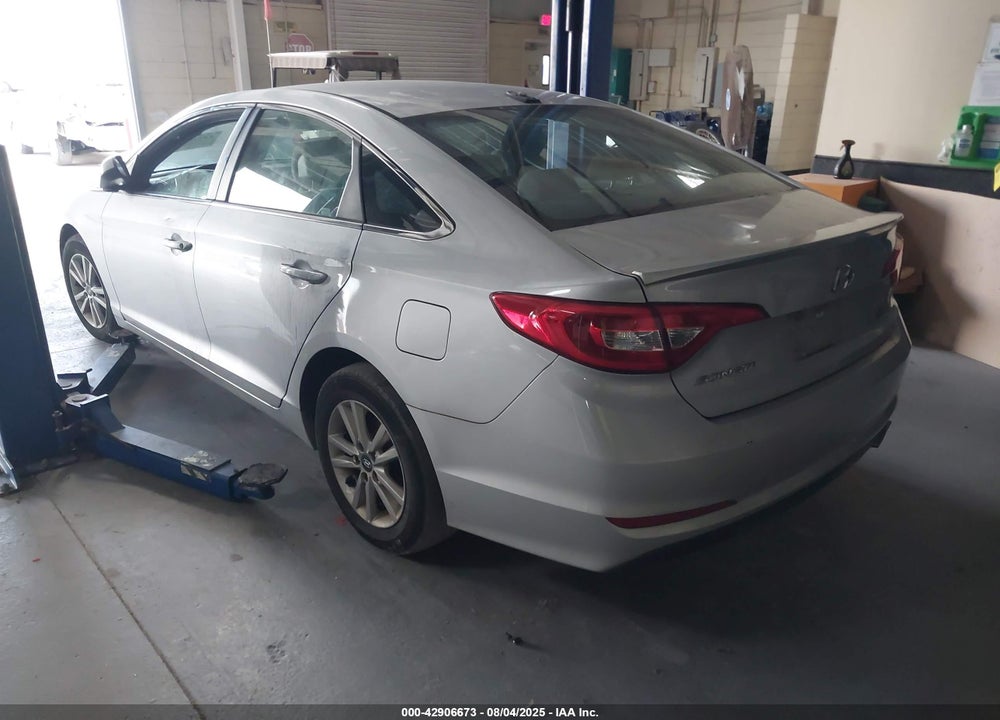 2017 HYUNDAI SONATA VIN: 5NPE24AF4HH563108