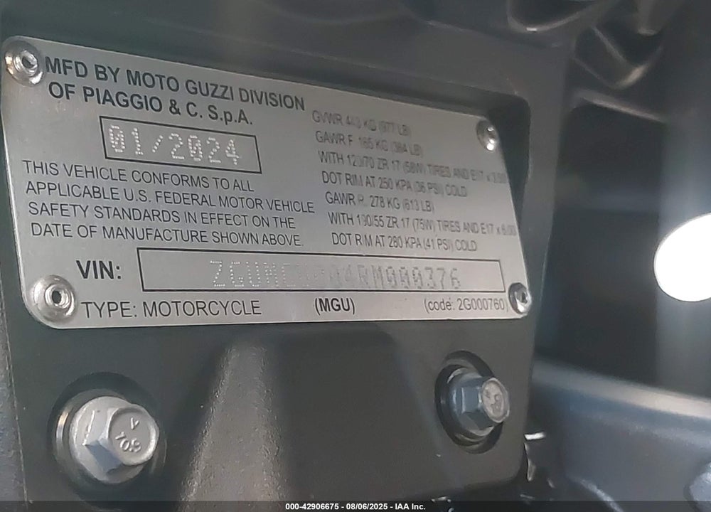 2024 MOTO GUZZI V100 MANDELLO S VIN: ZGUMGUB04RM000376