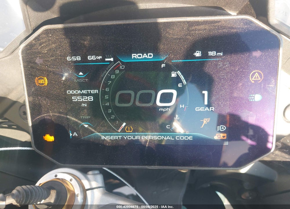 2024 MOTO GUZZI V100 MANDELLO S VIN: ZGUMGUB04RM000376