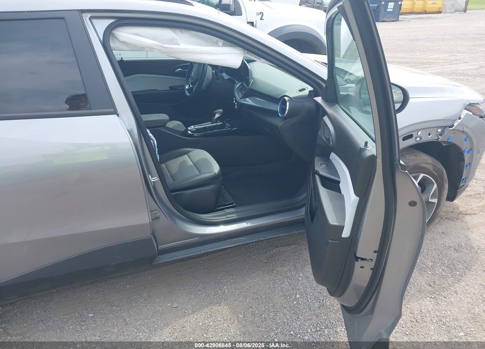 2024 CHEVROLET TRAX VIN: KL77LHE26RC100305