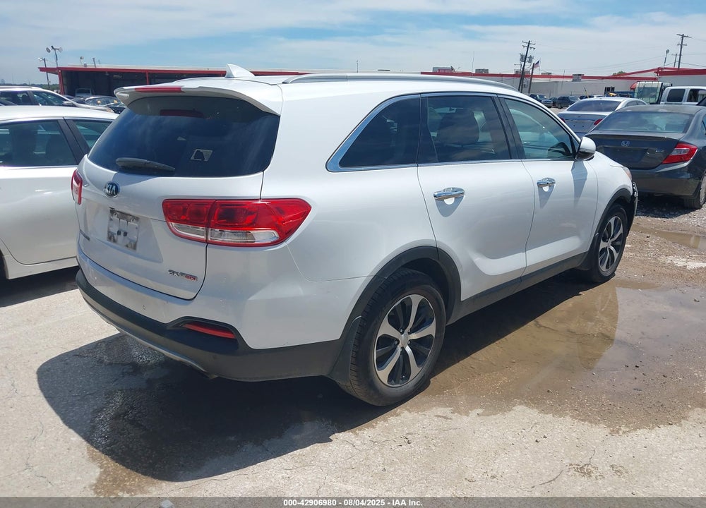 2016 KIA SORENTO VIN: 5XYPH4A16GG024040