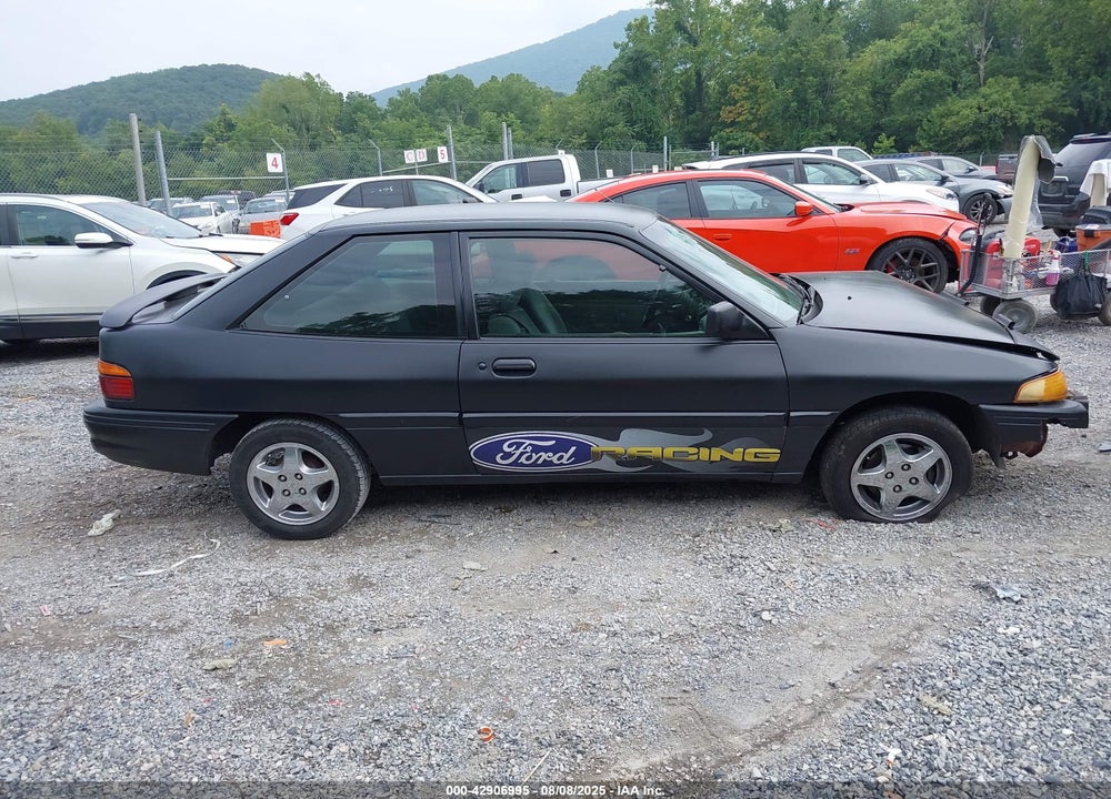 1994 FORD ESCORT LX/SPORT VIN: 1FARP11J7RW195899