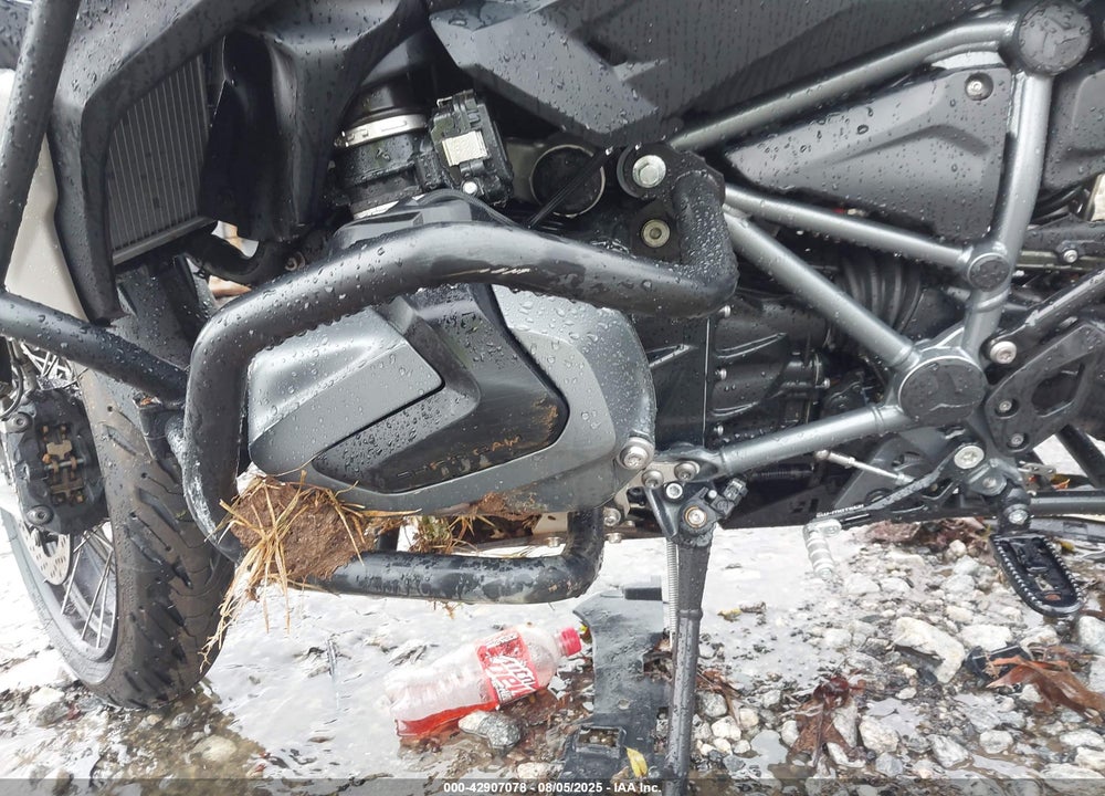 2021 BMW R 1250 GS VIN: WB10M0302M6E37808