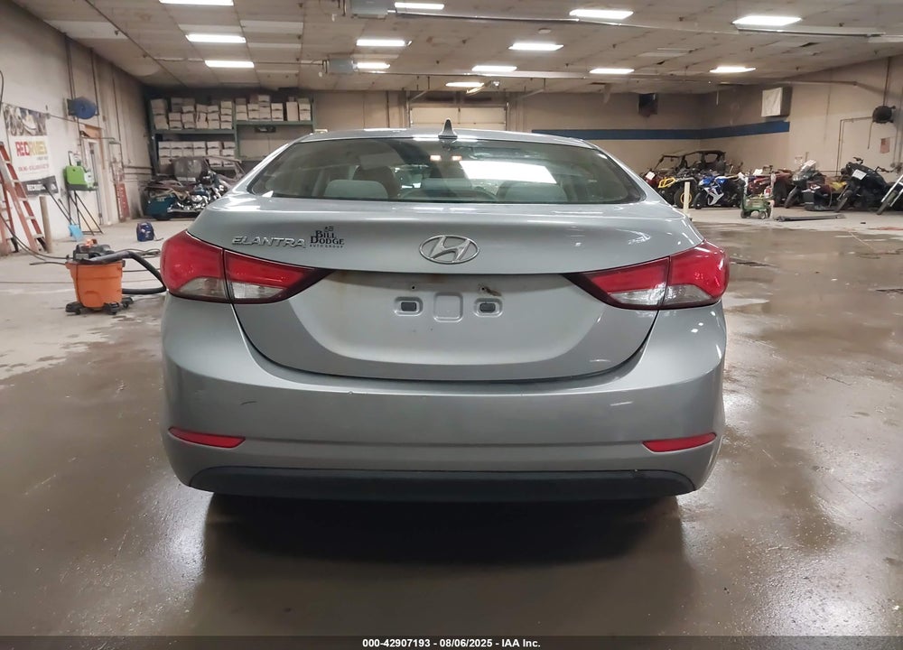 2015 HYUNDAI ELANTRA SE VIN: KMHDH4AE3FU329543