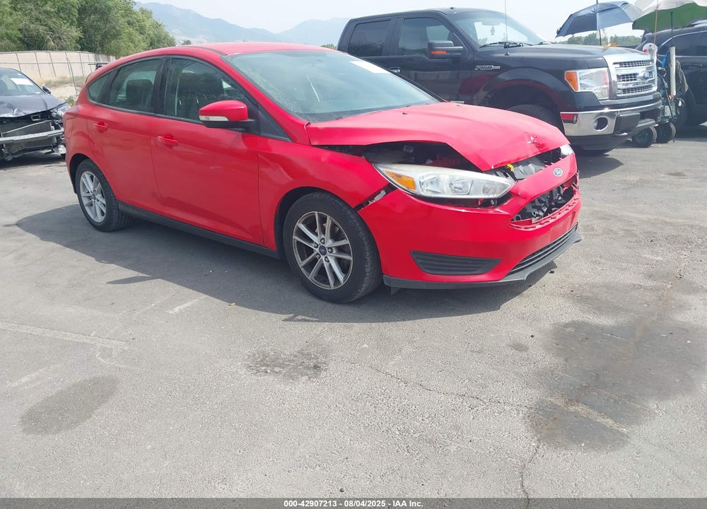 2015 FORD FOCUS SE VIN: 1FADP3K24FL301087