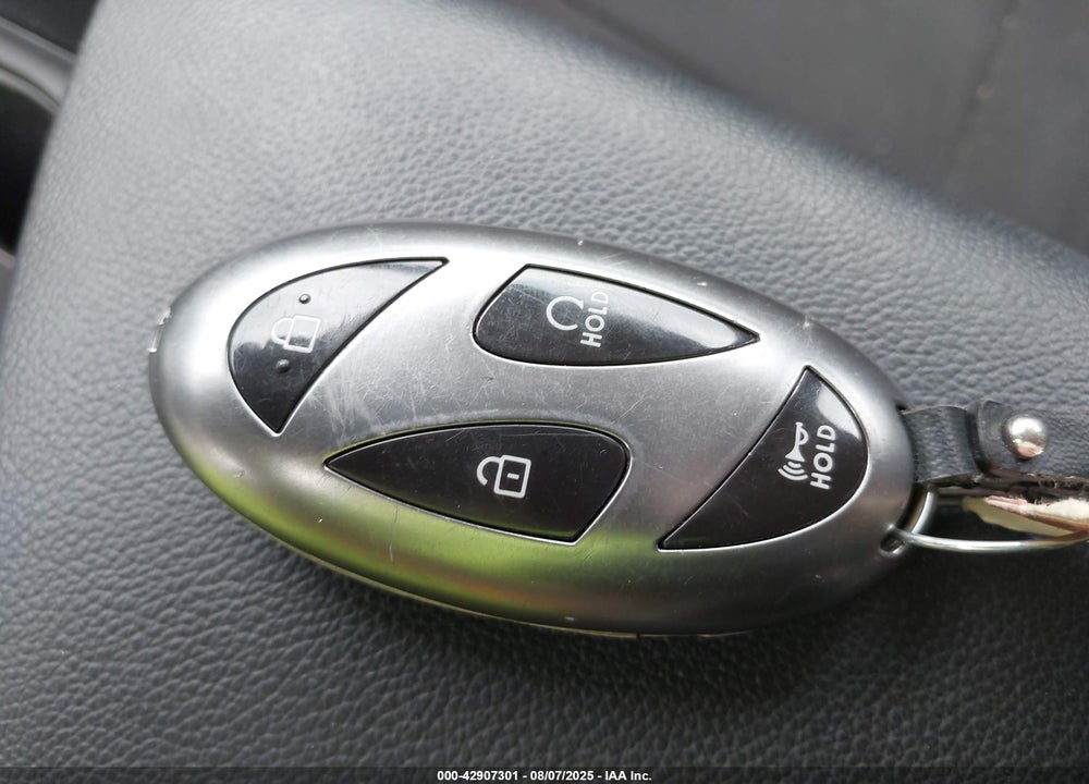 2024 HYUNDAI ELANTRA VIN: KMHLM4DG5RU812976
