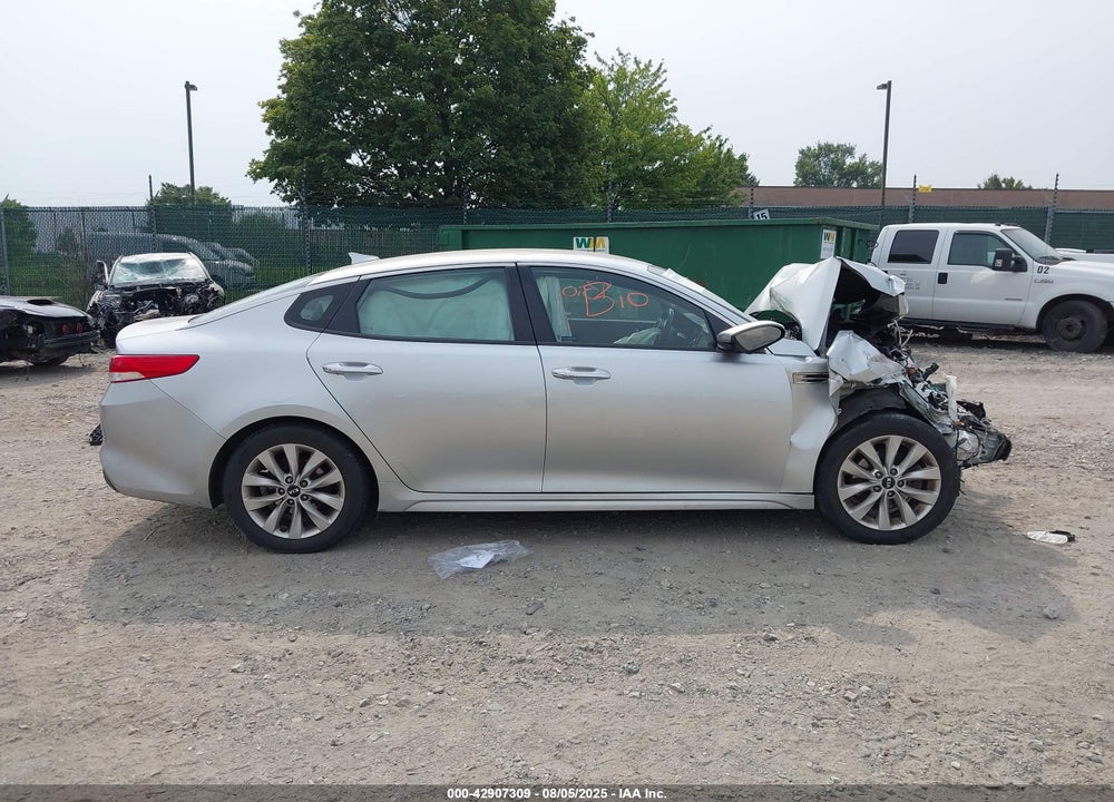 2016 KIA OPTIMA EX VIN: 5XXGU4L36GG083877