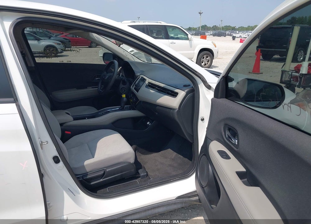 2019 HONDA HR-V VIN: 3CZRU5H32KM730705