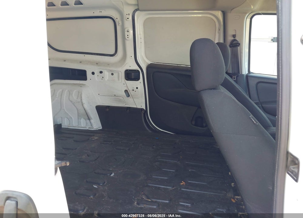 2017 RAM PROMASTER CITY TRADESMAN SLT VIN: ZFBERFBB4H6E18122