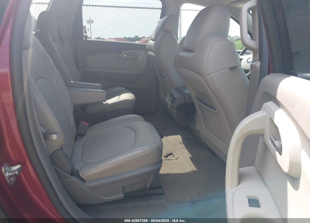 2010 CHEVROLET TRAVERSE VIN: 1GNLRGED5AJ242230