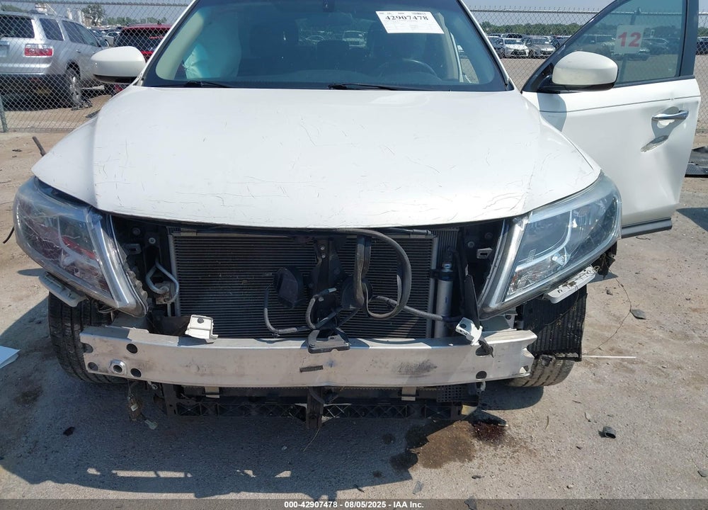 2014 NISSAN PATHFINDER VIN: 5N1AR2MN7EC646570
