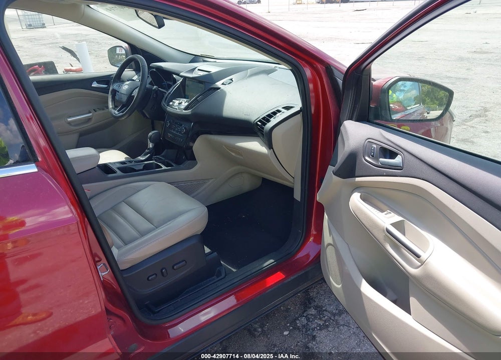 2017 FORD ESCAPE VIN: 1FMCU9J93HUC01863