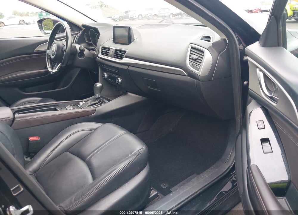 2018 MAZDA 3 VIN: 3MZBN1V3XJM244110