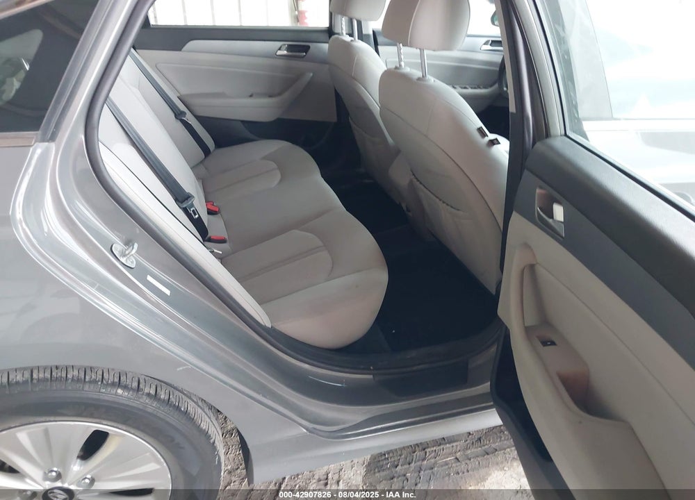 2019 HYUNDAI SONATA HYBRID VIN: KMHE24L33KA093506