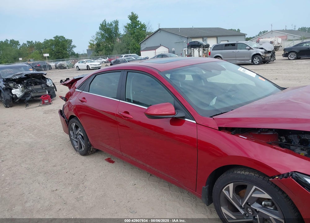 2025 HYUNDAI ELANTRA VIN: KMHLS4DG4SU974416