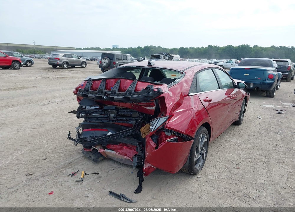 2025 HYUNDAI ELANTRA VIN: KMHLS4DG4SU974416