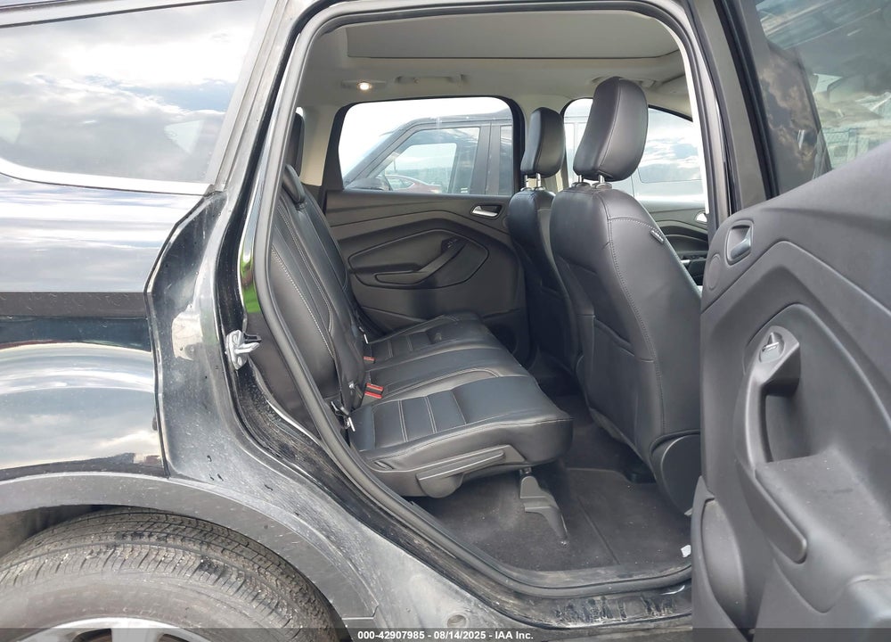 2018 FORD ESCAPE VIN: 1FMCU9J98JUA83492