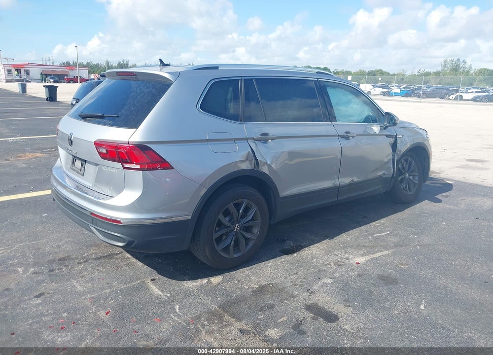 2023 VOLKSWAGEN TIGUAN VIN: 3VV3B7AX7PM116445