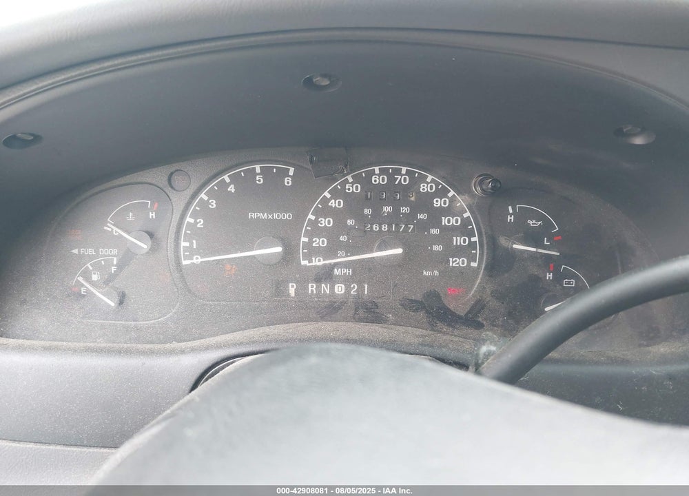 2000 MERCURY MOUNTAINEER VIN: 4M2DU86P6YUJ38777