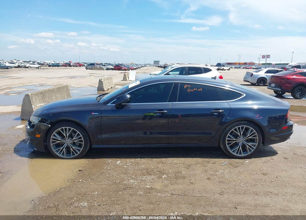 2016 AUDI A7 VIN: WAU2GAFC2GN182211