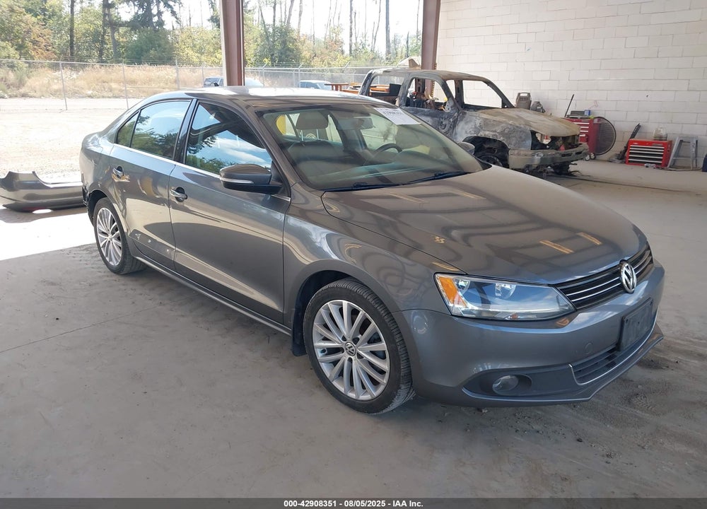 2013 VOLKSWAGEN JETTA 2.0L TDI VIN: 3VWLL7AJ5DM387522