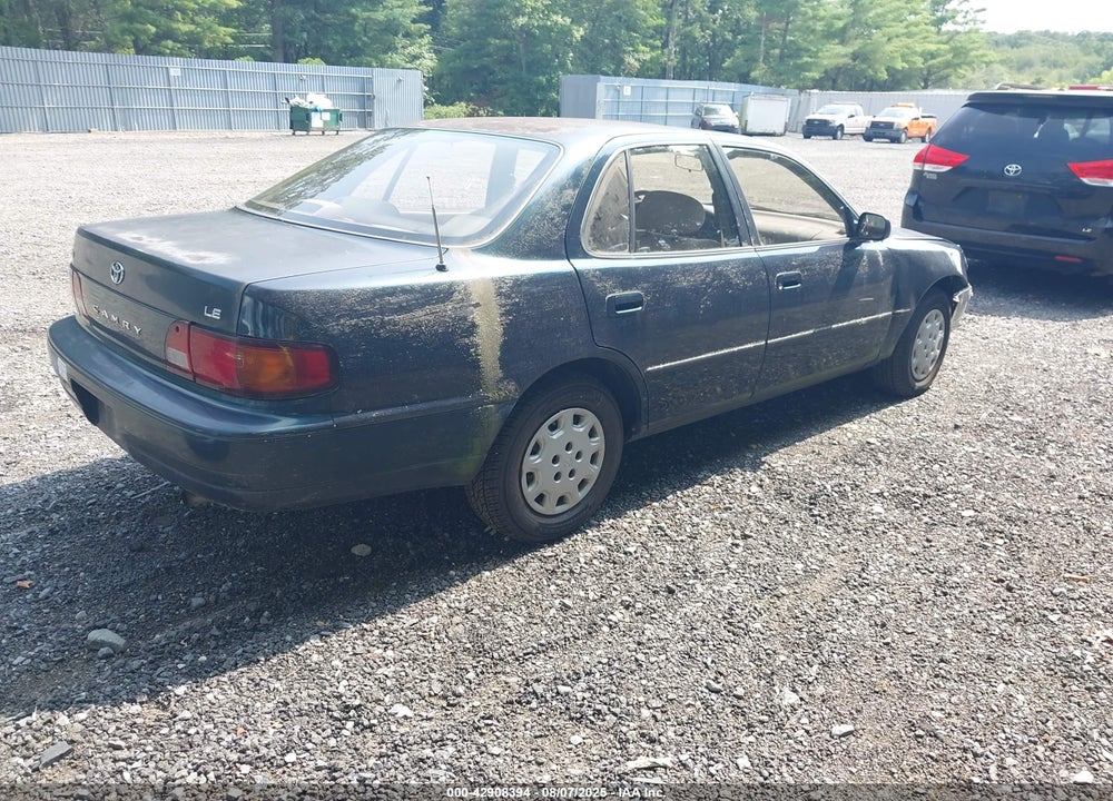 1995 TOYOTA CAMRY LE VIN: 4T1SK12E2SU872558
