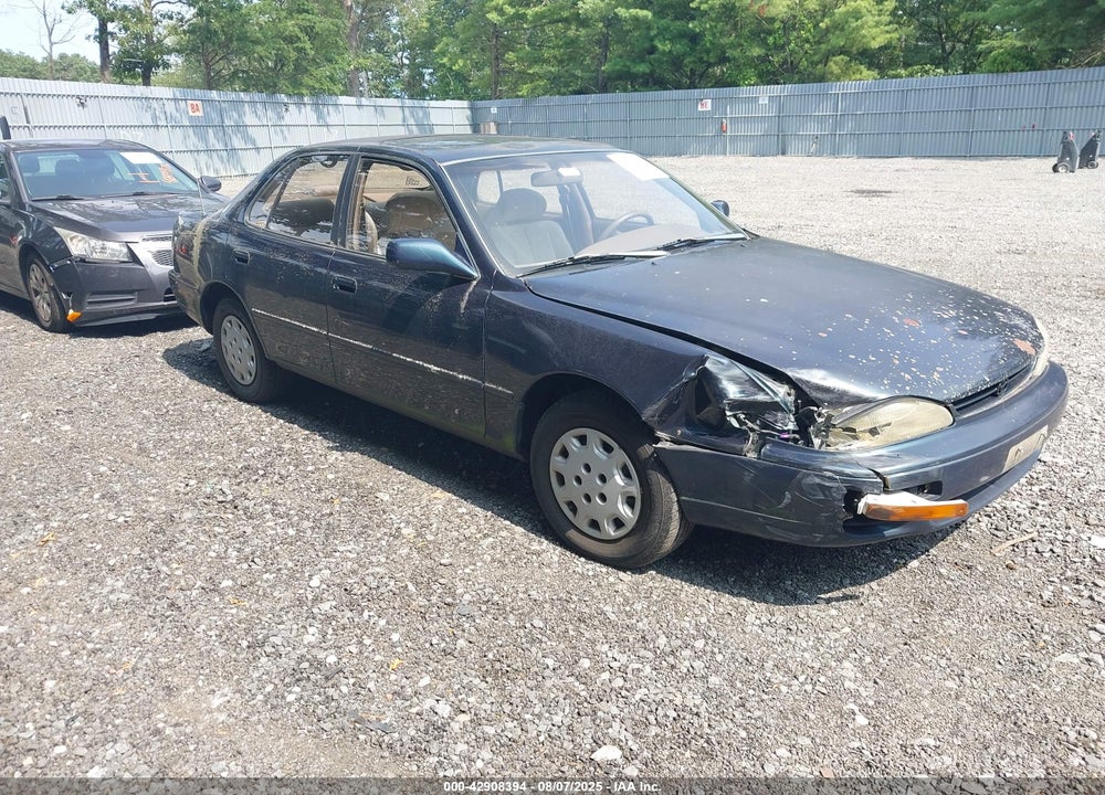 1995 TOYOTA CAMRY LE VIN: 4T1SK12E2SU872558