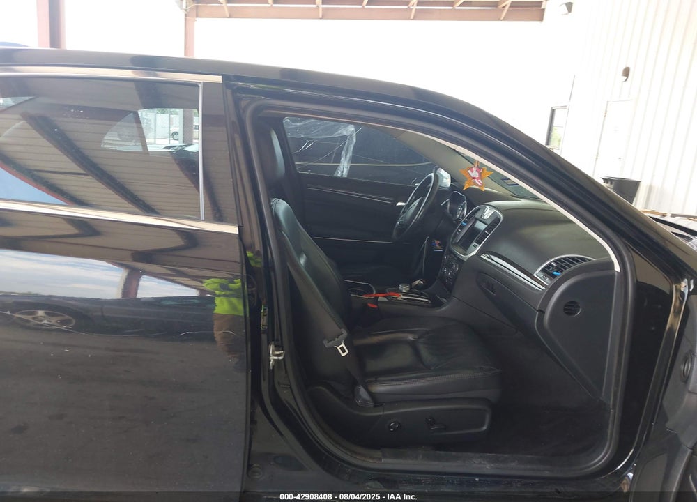 2018 CHRYSLER 300 VIN: 2C3CCAAG5JH117354