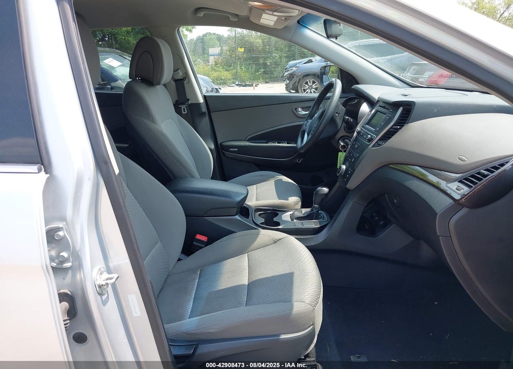 2017 HYUNDAI SANTA FE VIN: 5XYZT3LB5HG451234