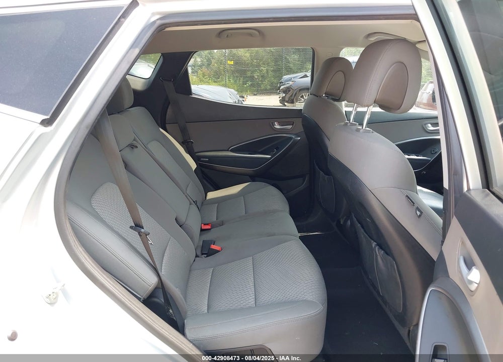 2017 HYUNDAI SANTA FE VIN: 5XYZT3LB5HG451234