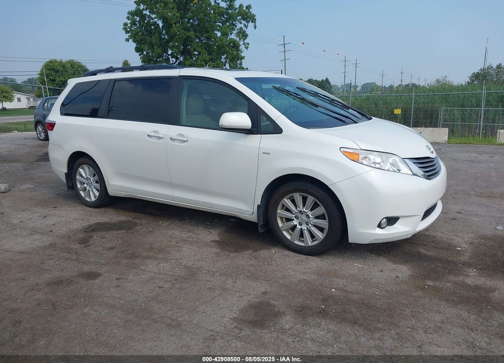 2017 TOYOTA SIENNA XLE 7 PASSENGER VIN: 5TDDZ3DC3HS155065