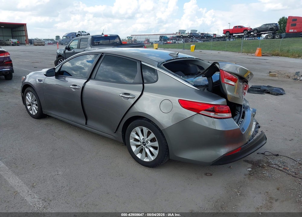 2017 KIA OPTIMA VIN: 5XXGT4L35HG145709
