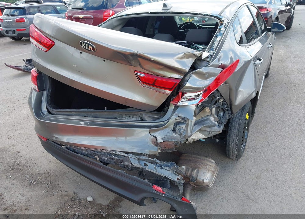 2017 KIA OPTIMA VIN: 5XXGT4L35HG145709
