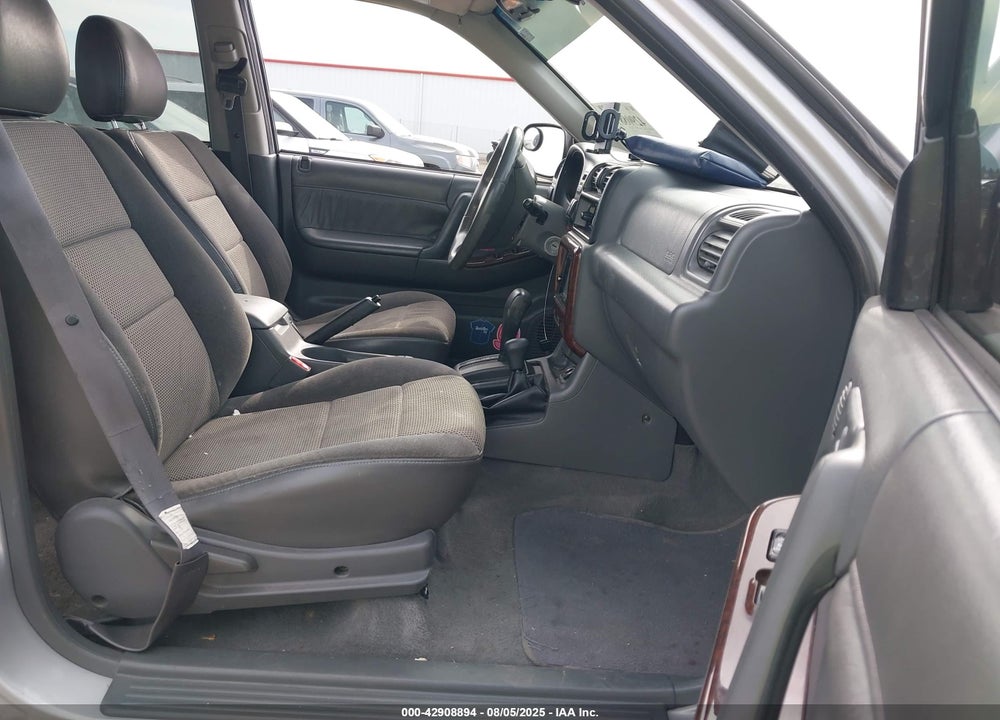 2001 HONDA PASSPORT EX/LX VIN: 4S6DM58W714413736