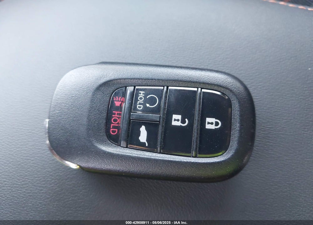 2024 HONDA HR-V VIN: 3CZRZ2H56RM730718