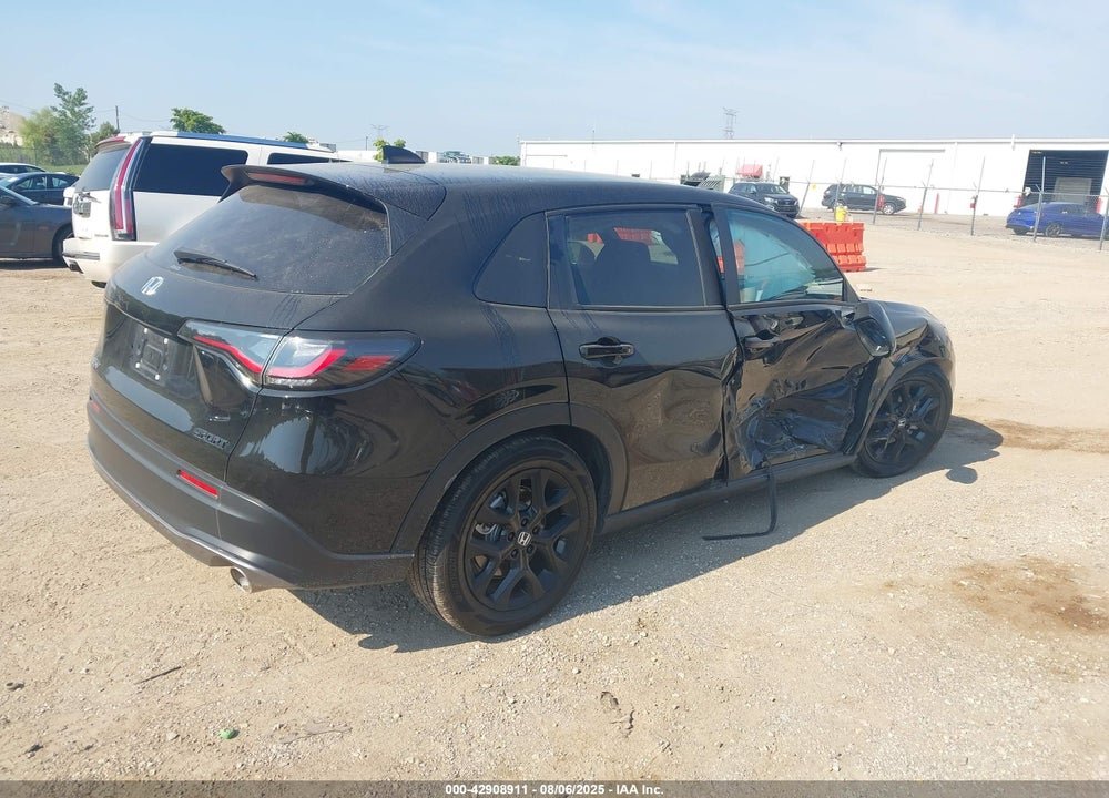 2024 HONDA HR-V VIN: 3CZRZ2H56RM730718