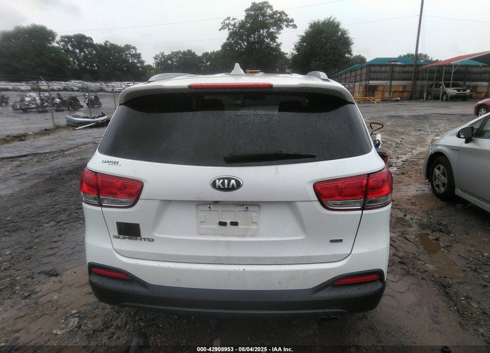 2017 KIA SORENTO VIN: 5XYPG4A33HG268847