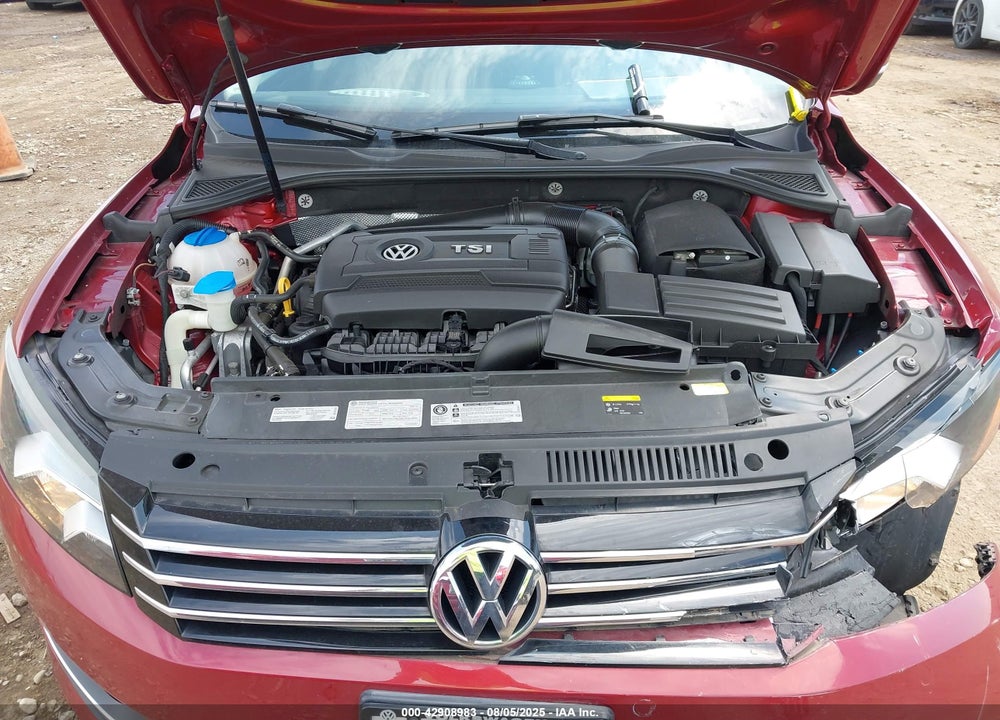 2015 VOLKSWAGEN PASSAT VIN: 1VWAS7A38FC082919