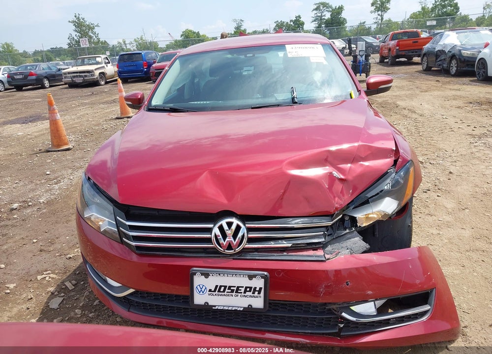 2015 VOLKSWAGEN PASSAT VIN: 1VWAS7A38FC082919