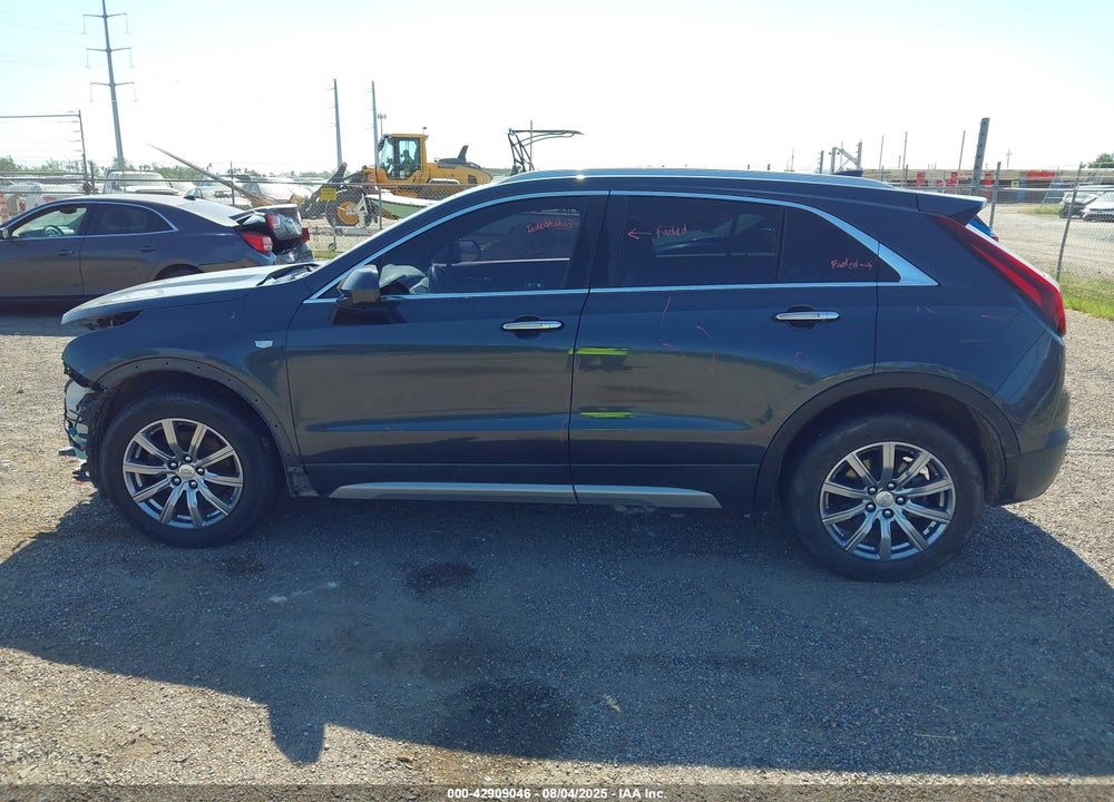 2019 CADILLAC XT4 VIN: 1GYFZCR41KF119323