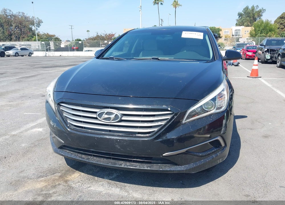 2016 HYUNDAI SONATA VIN: 5NPE24AF5GH322401