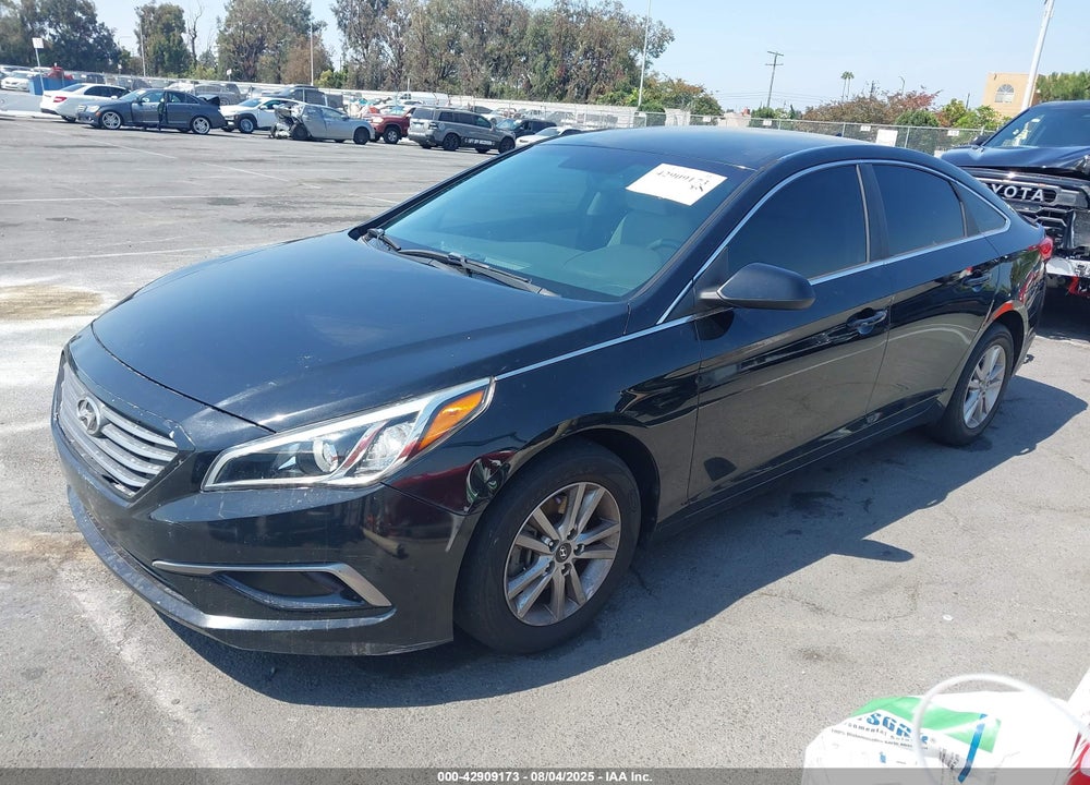2016 HYUNDAI SONATA VIN: 5NPE24AF5GH322401